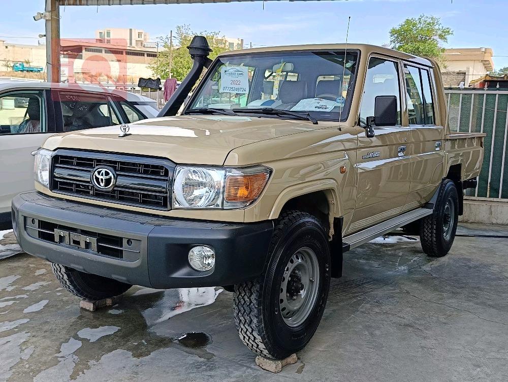 Toyota Land Cruiser 70 Pickup